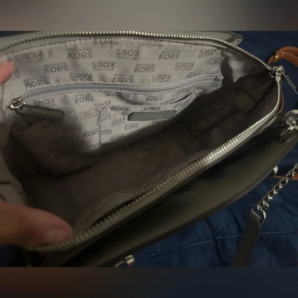 Michael Kors Leather Shoulder Bag - Picture 6 of 6